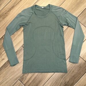 Lululemon Swiftly Tech Long Sleeve Shirt 2.0 *Hip Length